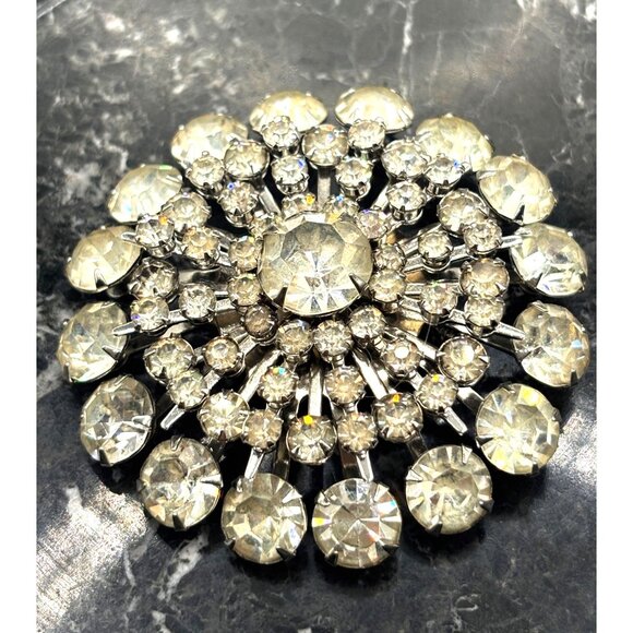 Vintage Estate Rhinestone Starburst Brooch Pin Silver-Tone Clear Crystal - Picture 4 of 9